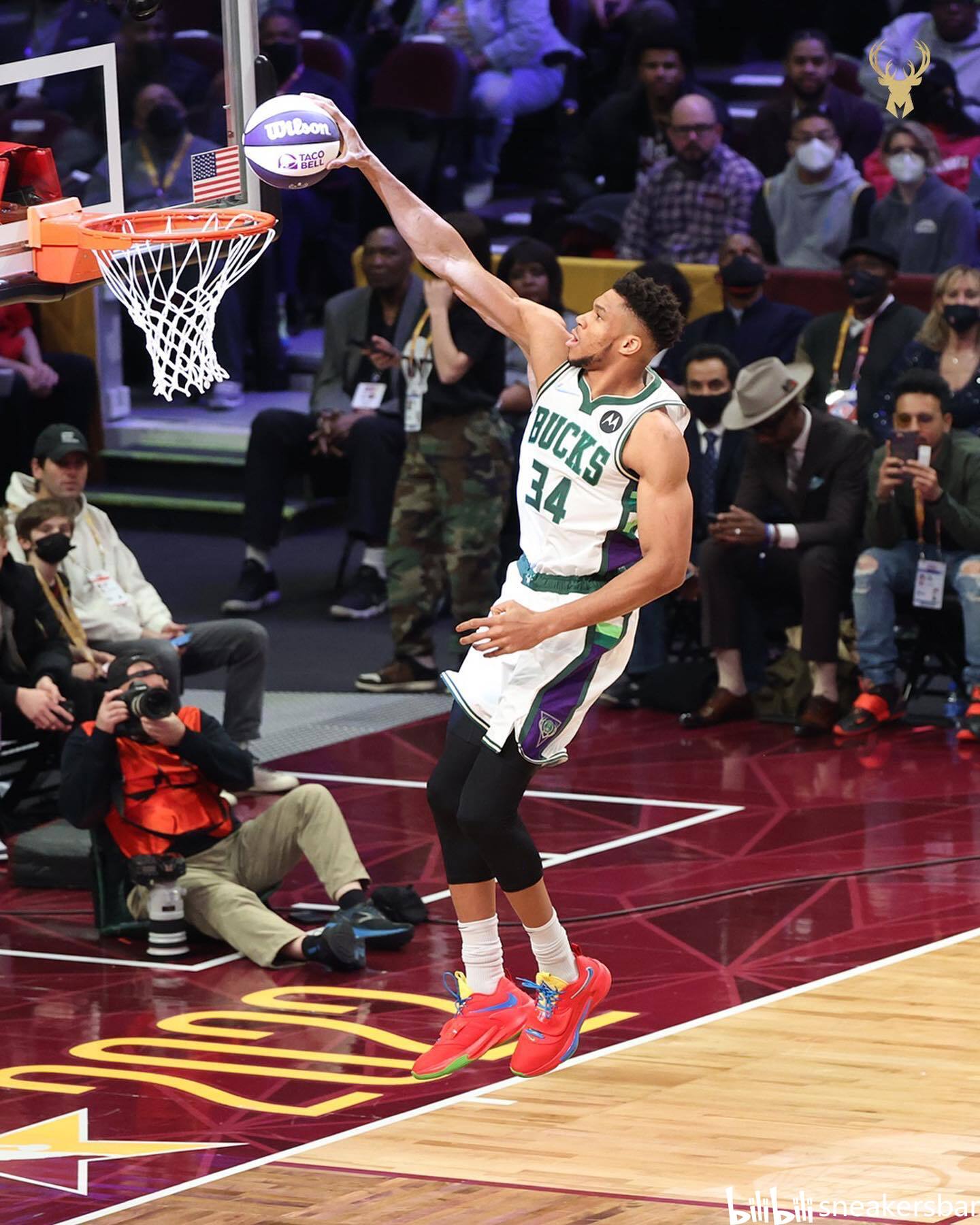 他再度展现 他再度展现