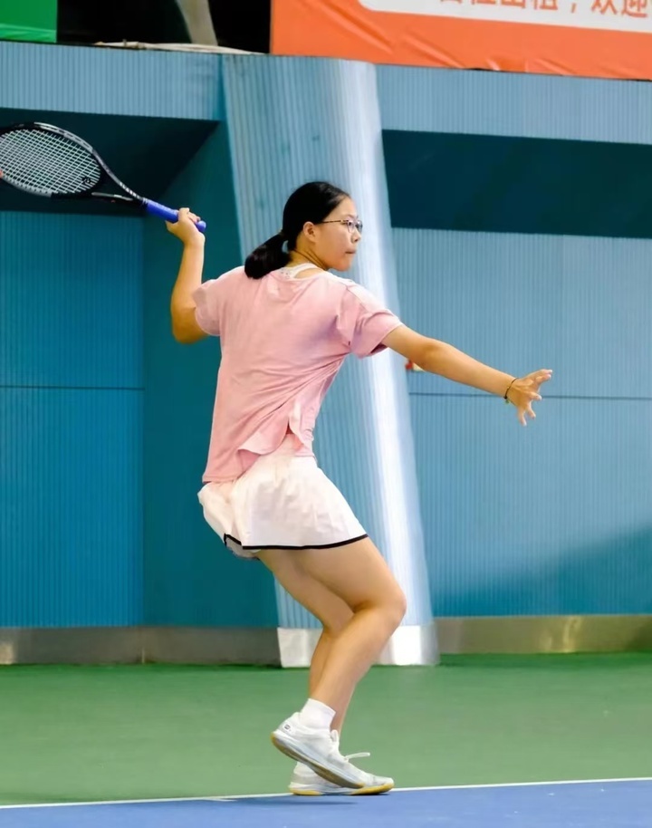 虽备受瞩目 虽备受瞩目