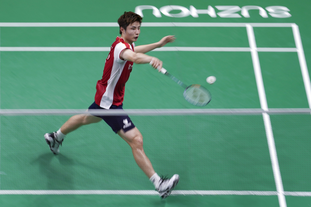 截然不同的 截然不同的